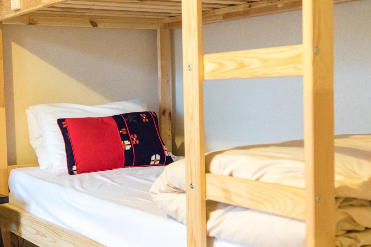 Freeride Backpackers Lodge نيسيكو المظهر الخارجي الصورة